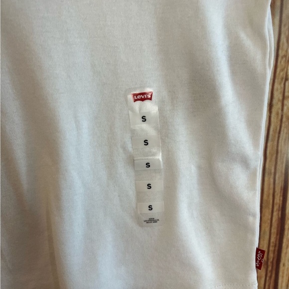 Levi's Women's Graphic Ringer Crop Mini Tee Harper Geo Batwing Bright White S - Picture 5 of 6